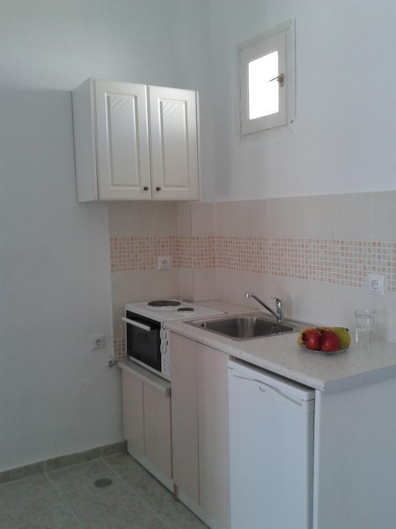 Chrisanthi Studios Agios Prokopios  Ruang foto